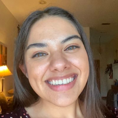 Profile Picture of Natalie Peña (@nataliejpena) on Twitter