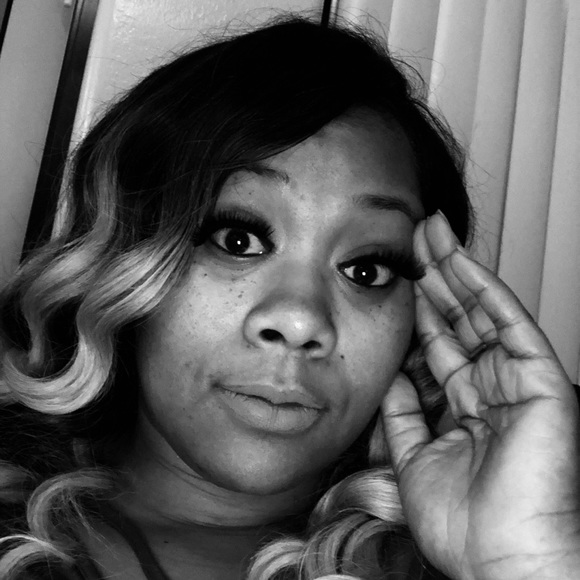 Profile Picture of Brianna Calvin (@briezhi_1) on Poshmark