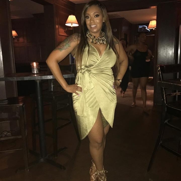 Profile Picture of Allison Jeffcoat (@redbonemammi) on Poshmark