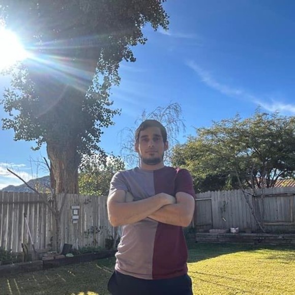 Profile Picture of Carlos Gabrielli (@carlosgabrielli) on Poshmark