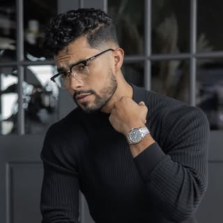 Profile Picture of Jose Zuniga (@teachingmensfashion) on Instagram