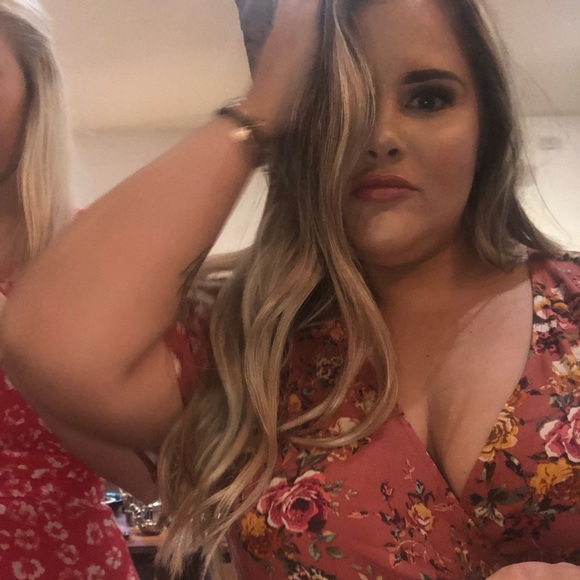 Profile Picture of Tessa Thurner (@tessathurner) on Poshmark