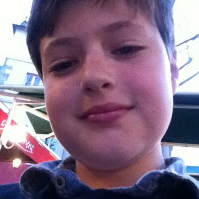 Profile Picture of Clare Kuszyk (@clarekuzyk) on Twitter