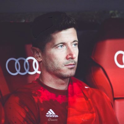 Profile Picture of 𝑅𝑂𝐵𝐸𝑅𝑇 𝐿𝐸𝑊𝐴𝑁𝐷𝑂𝑊𝐾𝐼🇵🇱‏ (@KennyDalglish19) on Twitter