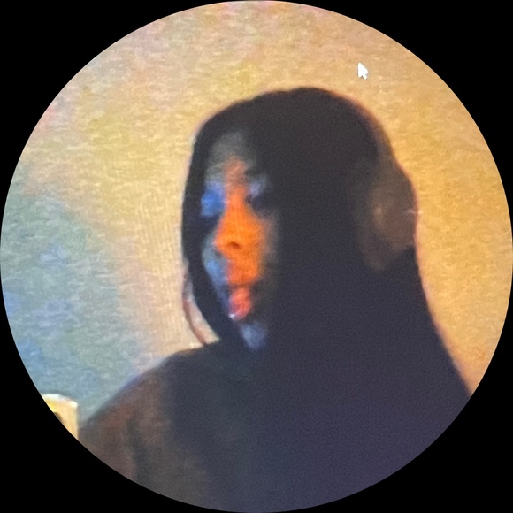 Julianna Almonte - Poshmark Profile Picture of Julianna Almonte (@julie487174) on Poshmark