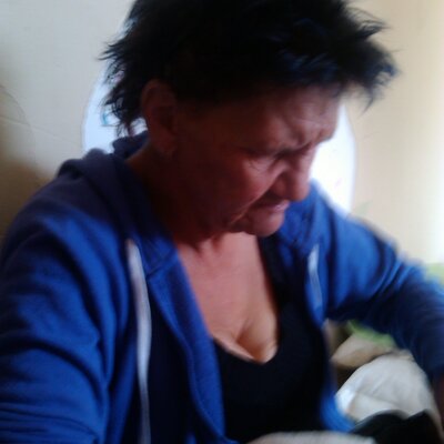 Profile Picture of Gloria Wills (@Willsey62) on Twitter