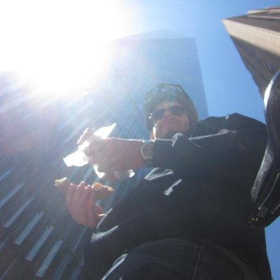 Profile Picture of Alex Thumm (@Alex_pense_que) on Twitter