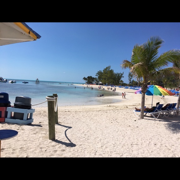 Profile Picture of Jessica Krips (@jk236) on Poshmark