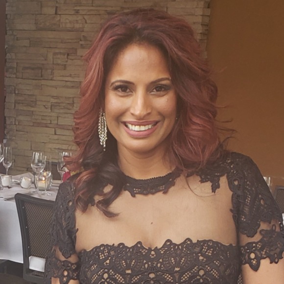 Profile Picture of Ranesha Piersol (@raneshapiersol) on Poshmark