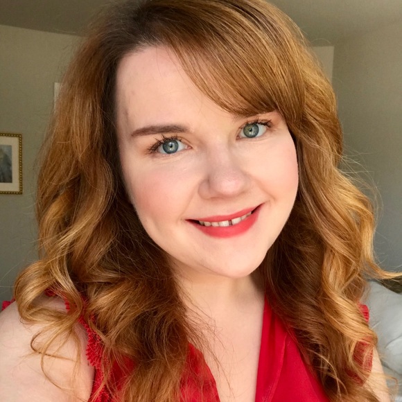 Profile Picture of Joanna Tomaszewski (@joanna1685) on Poshmark
