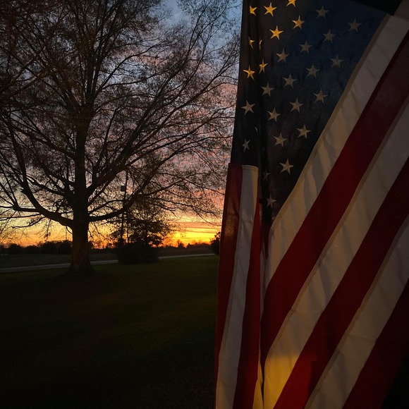 Robyn Holley - Poshmark Profile Picture of Robyn Holley (@holleyrobyn20) on Poshmark