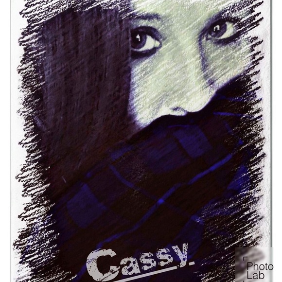 Profile Picture of Cassandra Burcham (@cassyb84) on Poshmark