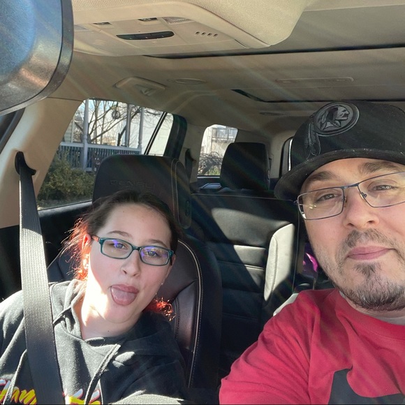 Jim Burkhart - Poshmark Profile Picture of Jim Burkhart (@jimbo4sho) on Poshmark