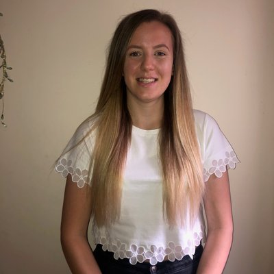 Profile Picture of Lucy Dyer (@dyerphsyio) on Twitter