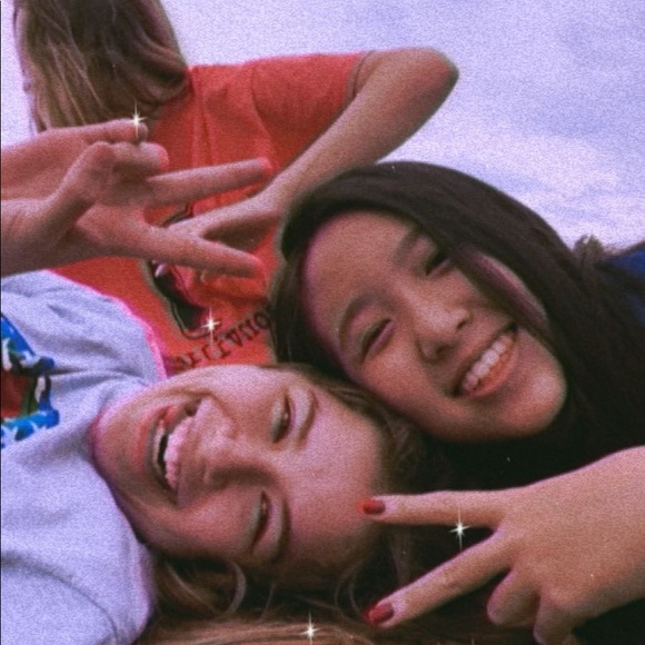 Profile Picture of Daphanie Shyu (@shyudaphanie) on Poshmark