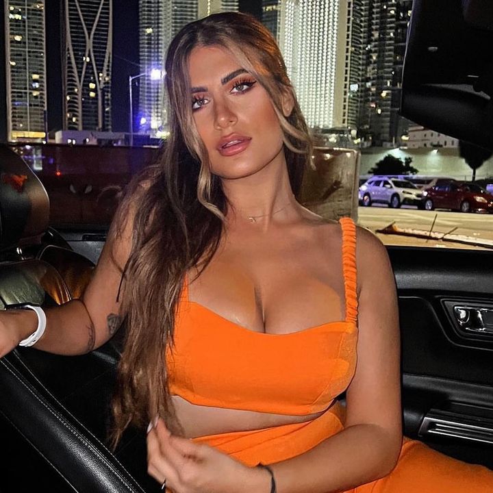 Profile Picture of Angelachallita (@angela.challita) on Tiktok