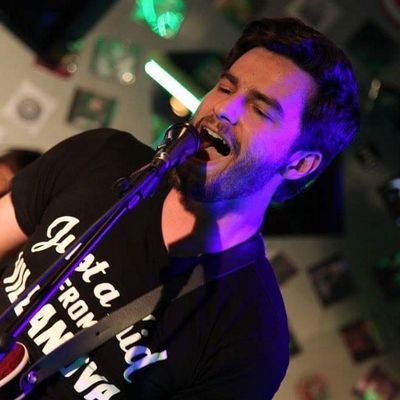 Profile Picture of Michael Dino (@MikeD_SV) on Twitter
