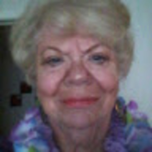 Profile Picture of Judith Luibrand (@jluib817) on Poshmark