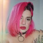 Profile Picture of Vicky Moore. 🌸 (@vic_moore13) on Instagram