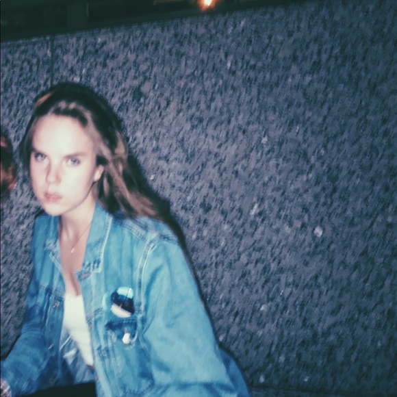 Profile Picture of Joanie Kierzek (@joaniekierzek) on Poshmark