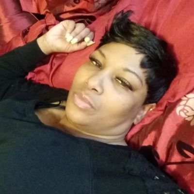 Profile Picture of Yolanda Davis (@mzdawg21) on Twitter