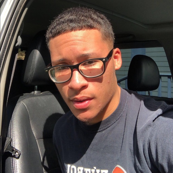 Omar Vera - Poshmark Profile Picture of Omar Vera (@ovbop) on Poshmark