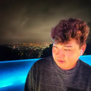 Profile Picture of 東區一根草 (@weishuoke) on Tiktok