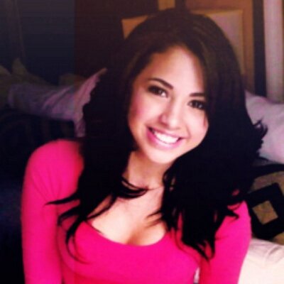 Profile Picture of Nina&&Debby ♥ (@Brown2Jasmine) on Twitter