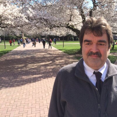 Profile Picture of William Schill 🌊 🌊 🌊 (@williamjschill) on Twitter