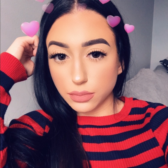 Profile Picture of Brianna Lester (@briannalester) on Poshmark