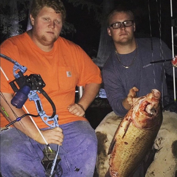 Profile Picture of Josh Phillips (@joshp30) on Poshmark