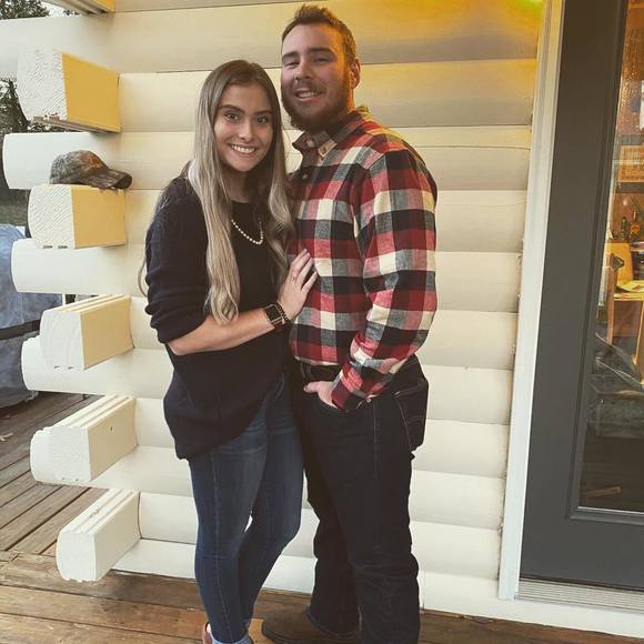 Profile Picture of Susanna Beeler (@slbeeler1) on Poshmark