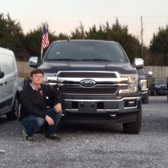 Profile Picture of Jacob Lichliter (@jacoblichliter) on Poshmark