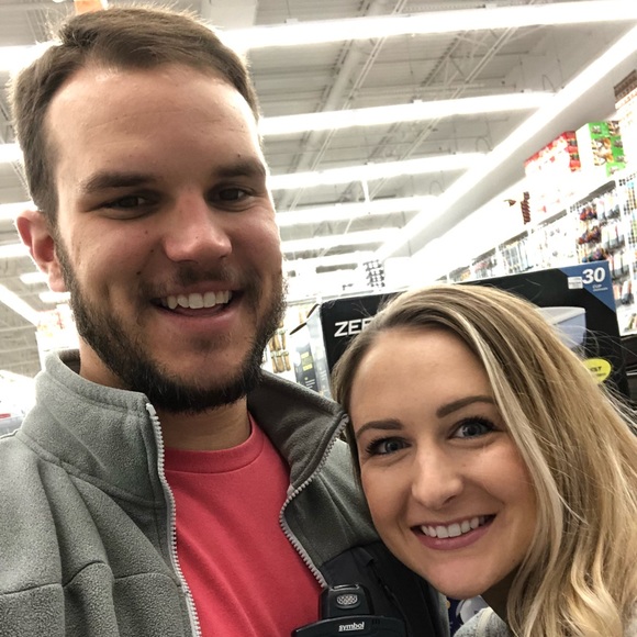 Jake Walton - Poshmark Profile Picture of Jake Walton (@jakedw56) on Poshmark