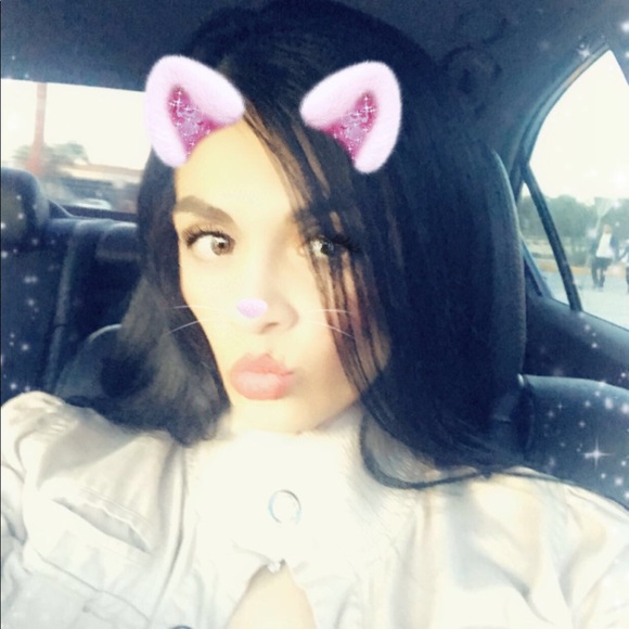 Profile Picture of Penelope Perez (@penny857) on Poshmark