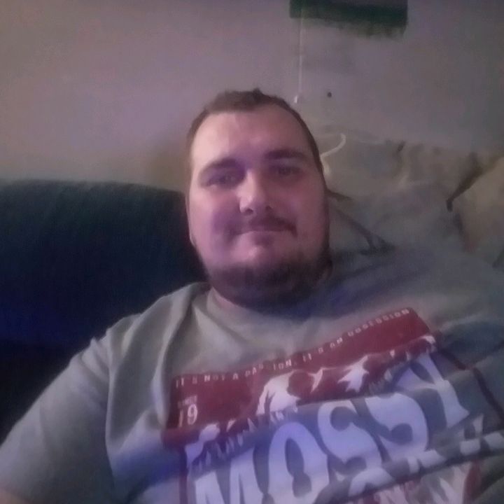 Profile Picture of gary botkins77 (@garybotkins42) on Tiktok