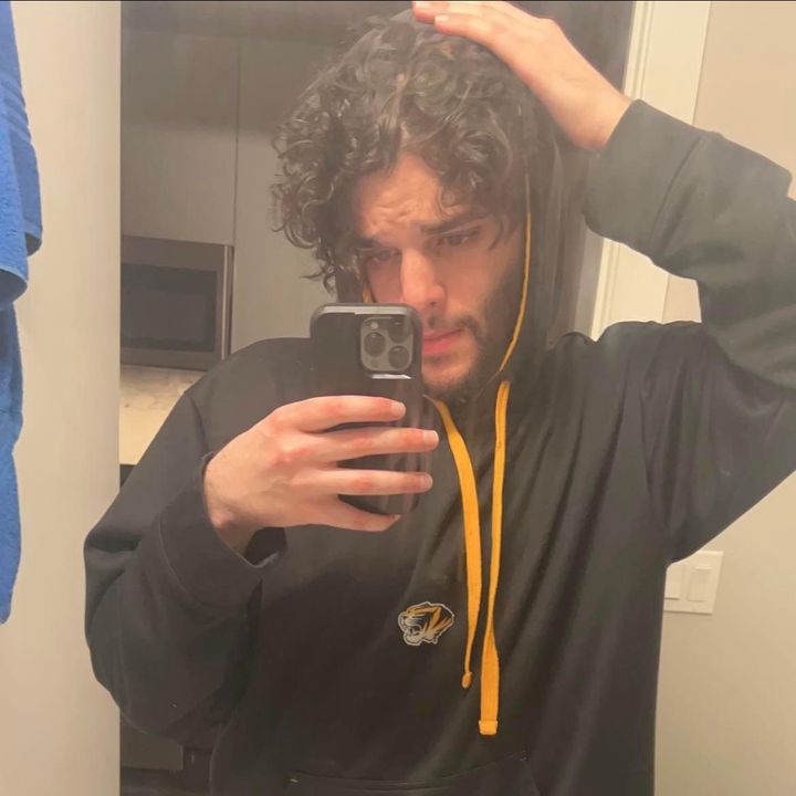 Profile Picture of nickhern (@nickhern) on Tiktok