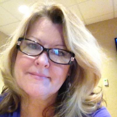 Profile Picture of Lori G Barron (@BarronLori) on Twitter