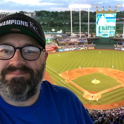 Profile Picture of Christopher Bates (@chris_bates1974) on Twitter