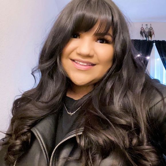 Profile Picture of Julianna Reece (@julesrreece) on Poshmark