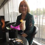 Profile Picture of Lynne Farmer (@lynne.farmer.520) on Instagram