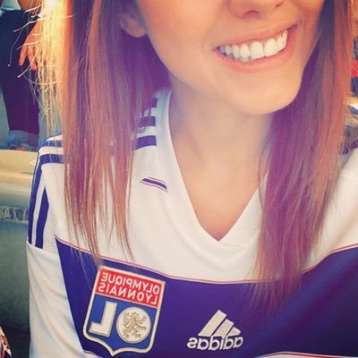 Profile Picture of Cassandra (@Cassou_Lyon) on Twitter