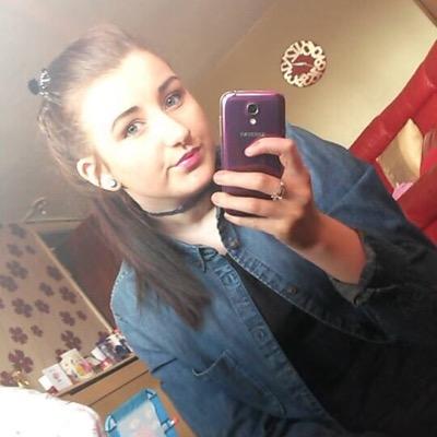 Profile Picture of Hollie Drummond (@DrummondHollie) on Twitter