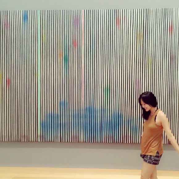 Profile Picture of Stephanie Chou (@olalove) on Poshmark