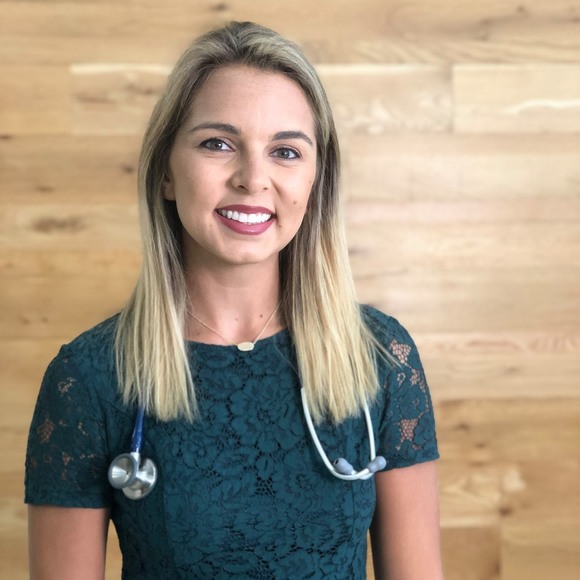 Profile Picture of Diana Piotrowski (@dianapiotrowski) on Poshmark