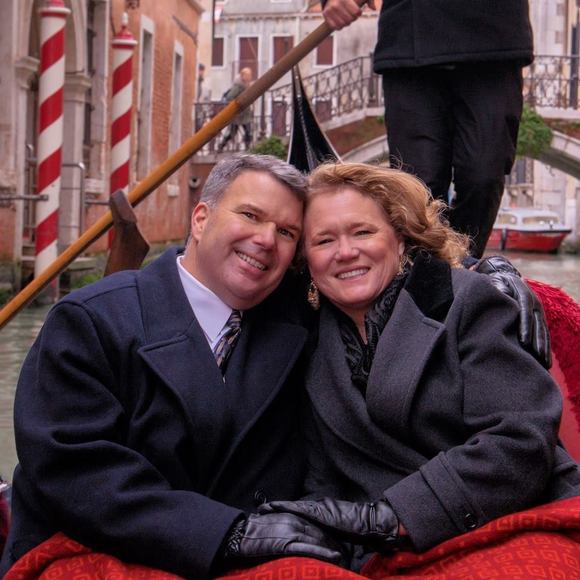 Profile Picture of Debbie Grimm (@grimmfamily) on Poshmark