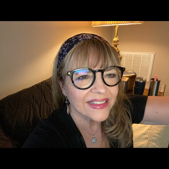 Profile Picture of Libby Wheeler (@libbywheeler929) on Poshmark