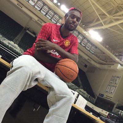 Profile Picture of Lord Steve Keller V (@DaKidTev) on Twitter