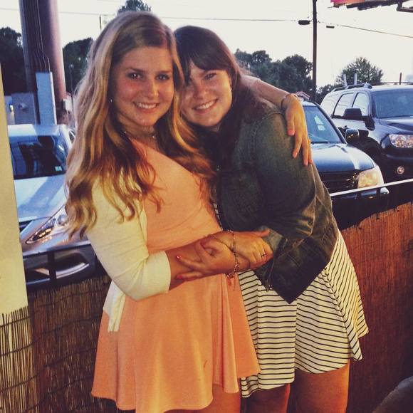 Profile Picture of Amy Westerberg (@amywesterberg) on Poshmark