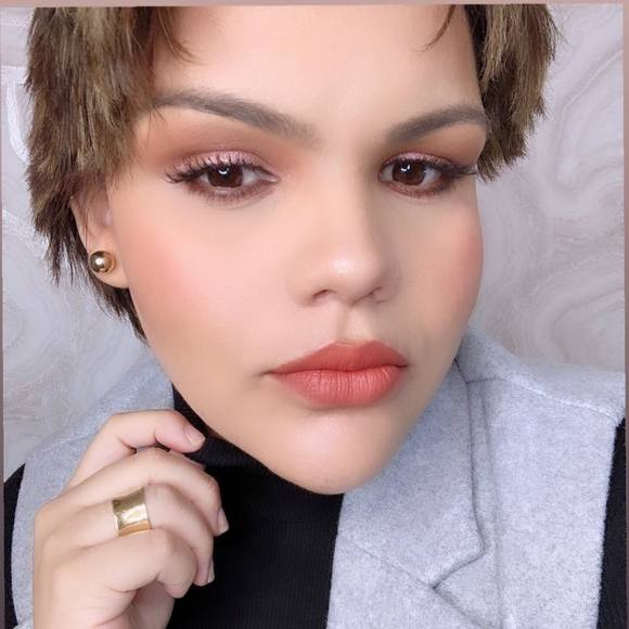 Profile Picture of Ortiz Ortiz (@ortizortiz794) on Poshmark